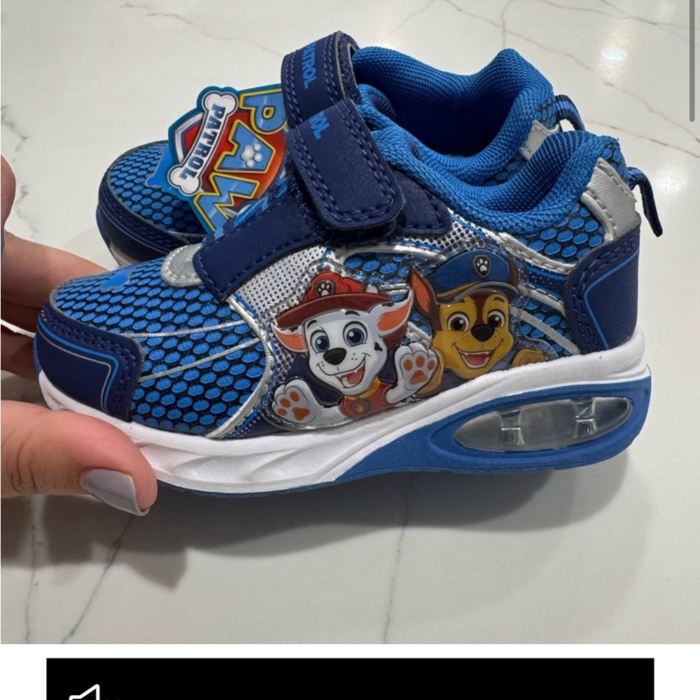 Paw Patrol Kids Blue Light-Up Shoes NWT